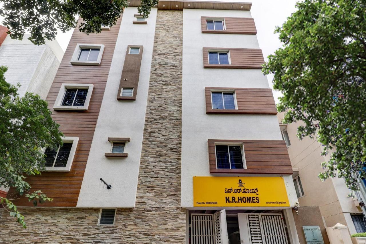 Oyo 81895 Nr Homes Bangalore Luaran gambar